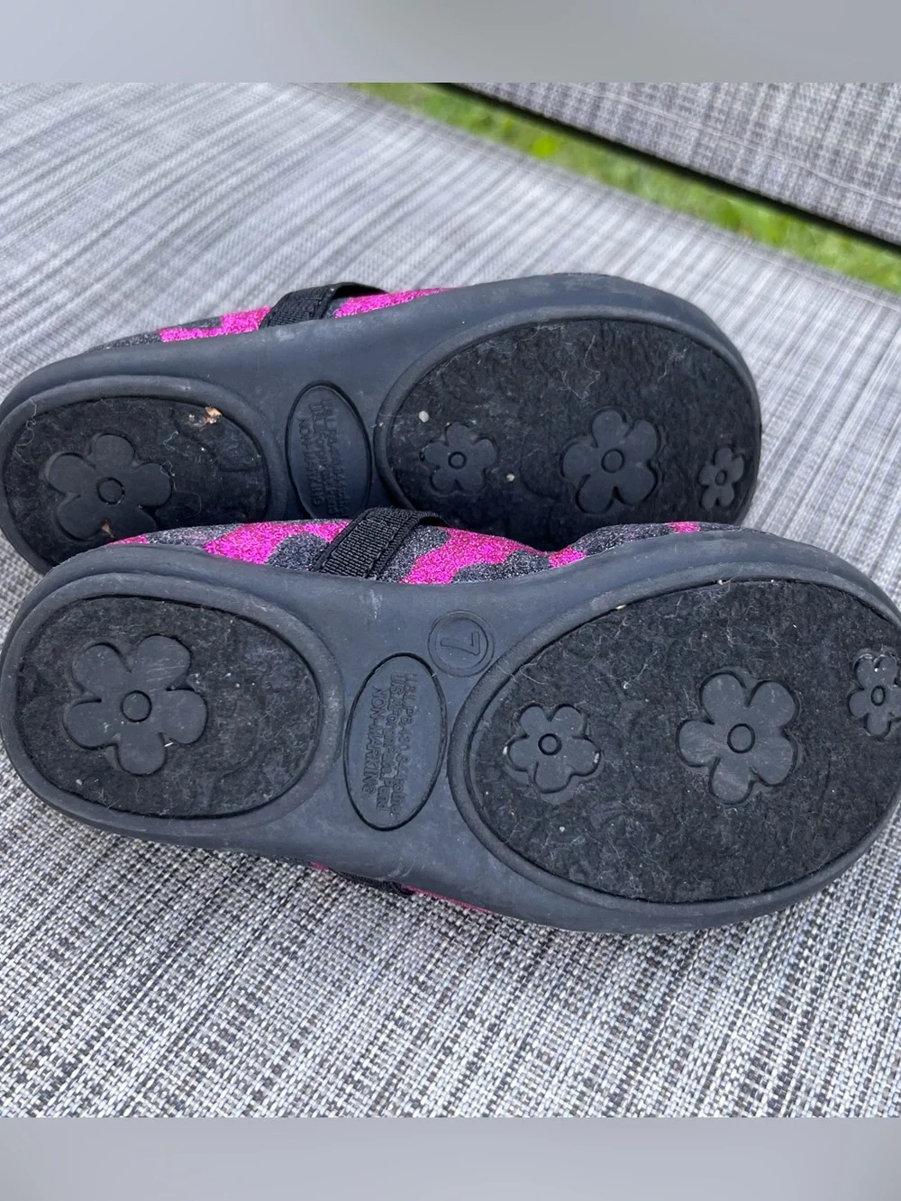 Cherokee Pink Glitter & Black Bow Mary Jane Girls' Shoes